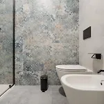 Guesthost - Bright Flat Near Stazione * Mailand