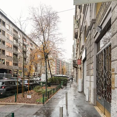 Guesthost - Bright Flat Near Stazione Mailand