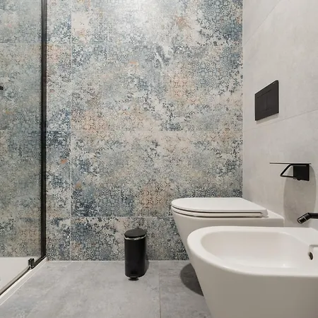 Guesthost - Bright Flat Near Stazione * Milaan